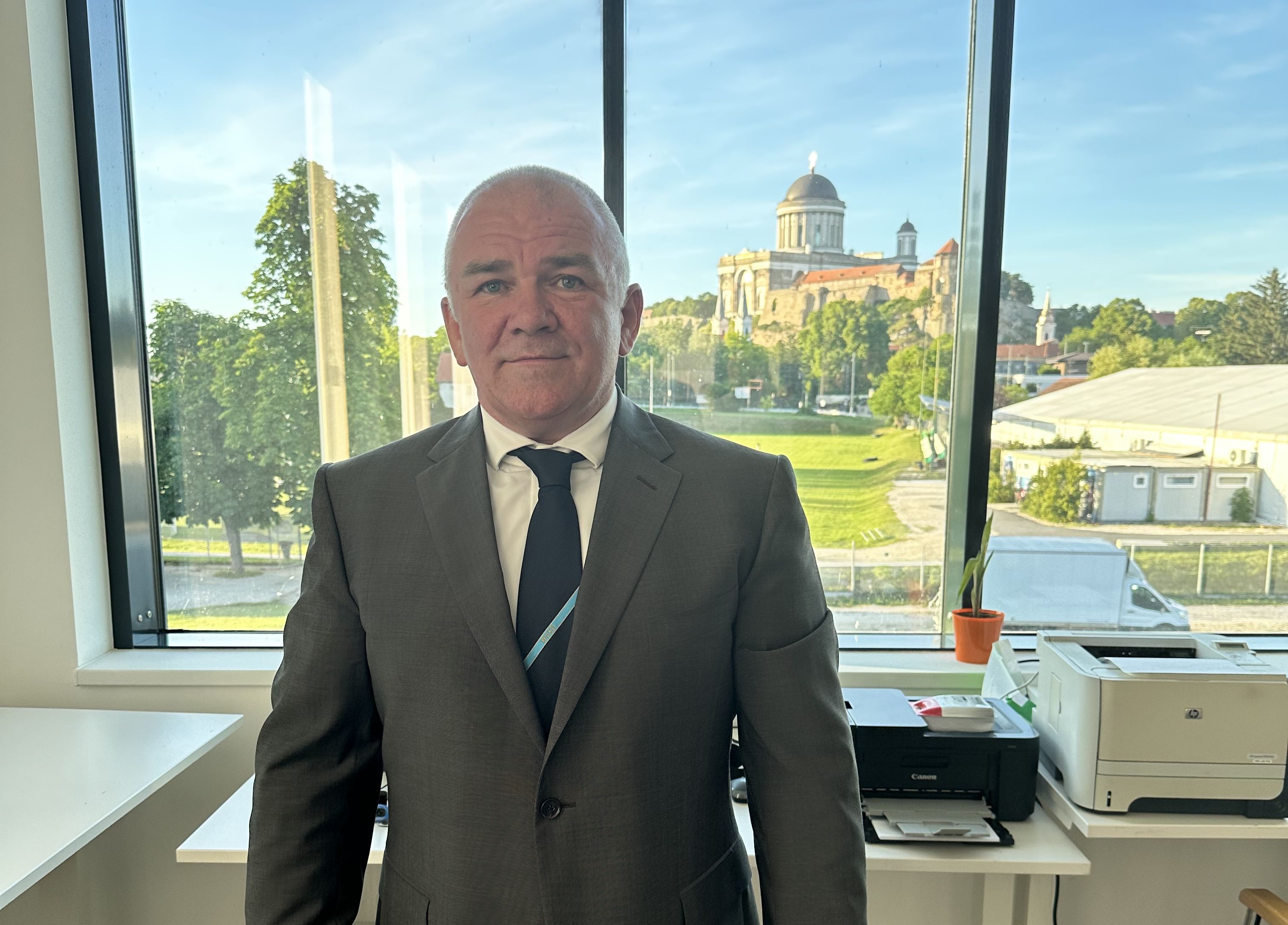 juhász gábor.jpg